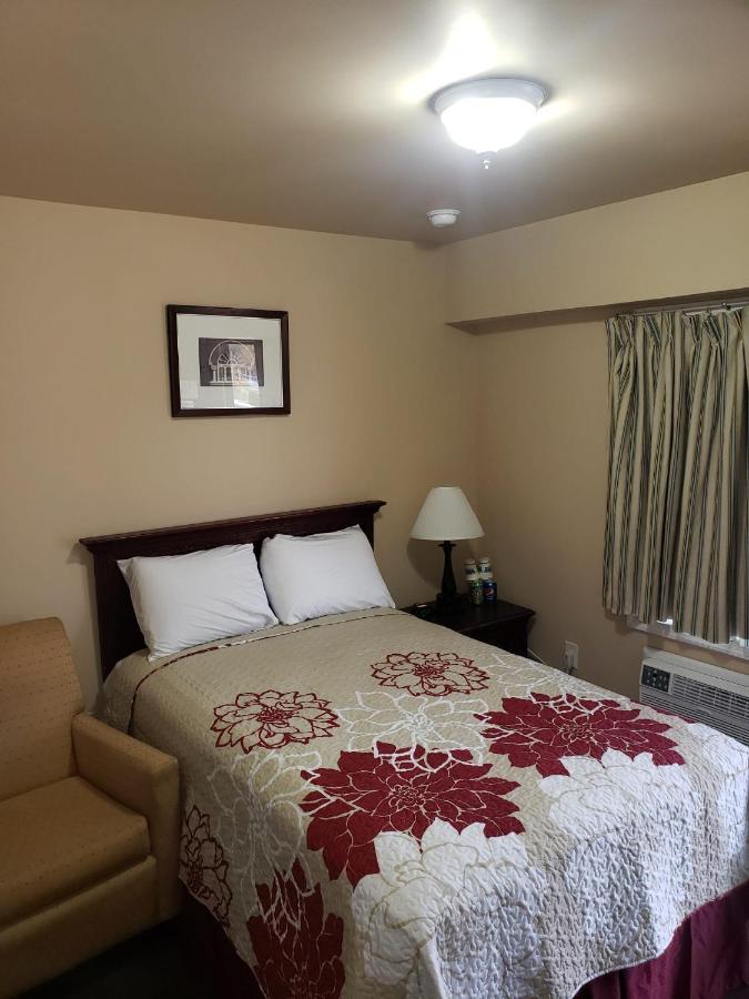 Clarysville Motel Frostburg Экстерьер фото