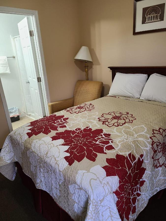 Clarysville Motel Frostburg Экстерьер фото
