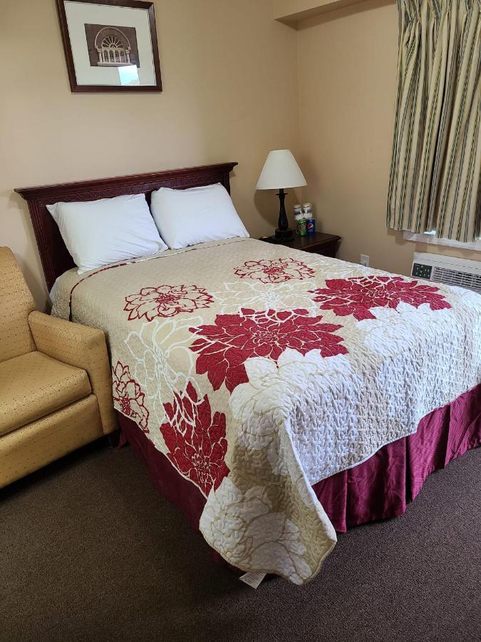 Clarysville Motel Frostburg Экстерьер фото