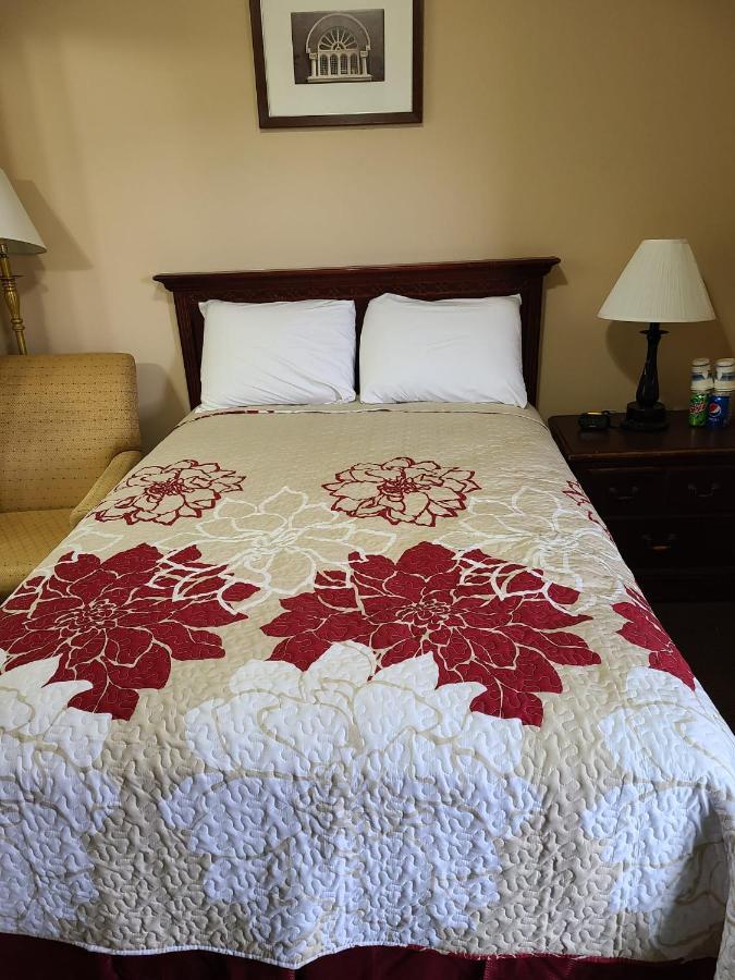 Clarysville Motel Frostburg Экстерьер фото
