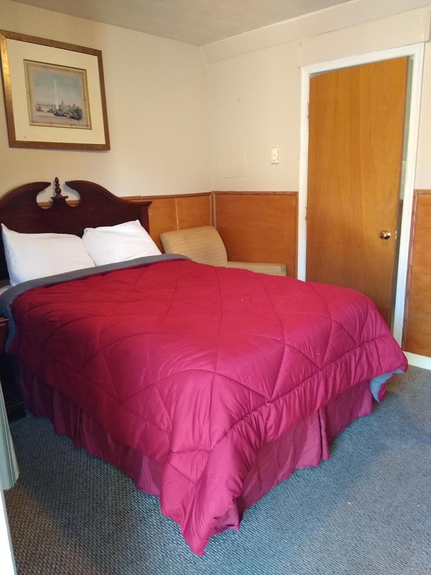 Clarysville Motel Frostburg Номер фото
