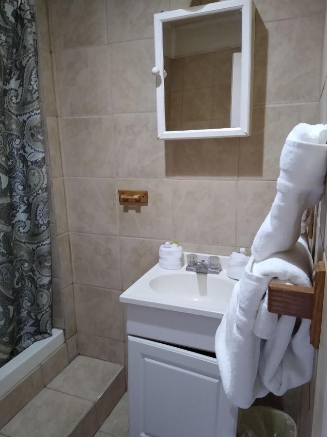 Clarysville Motel Frostburg Экстерьер фото