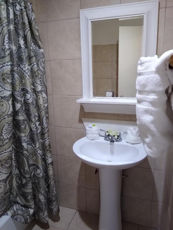 Clarysville Motel Frostburg Экстерьер фото